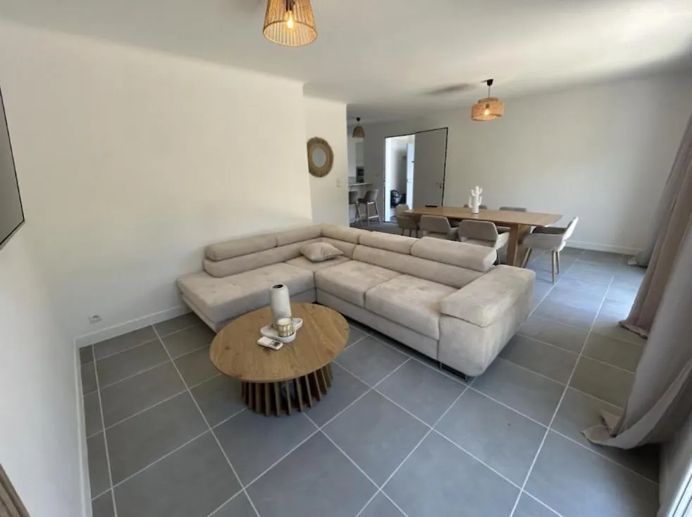L'Etang Au Soleil Villa Berre-l'Etang Holiday home